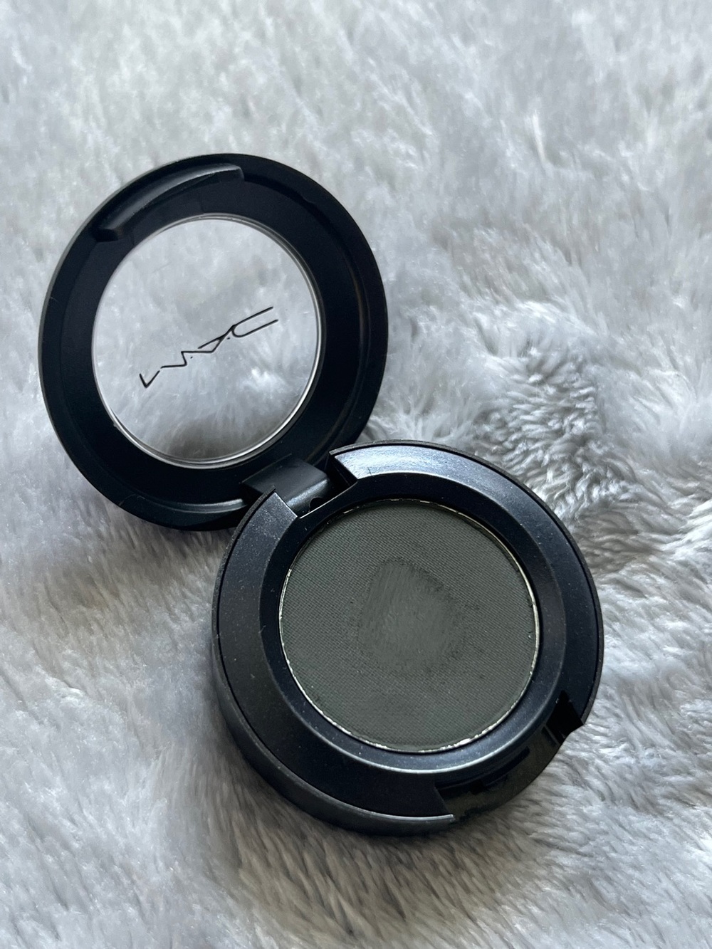 MAC Cosmetics Eyeshadow FEMME NOIR